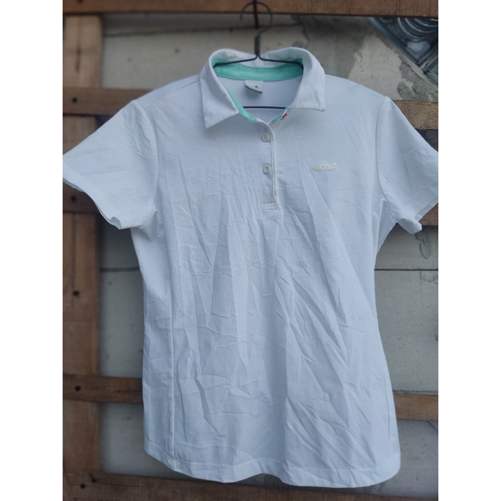 Kaos Kerah Cewek Lecaf Putih Second/Preloved