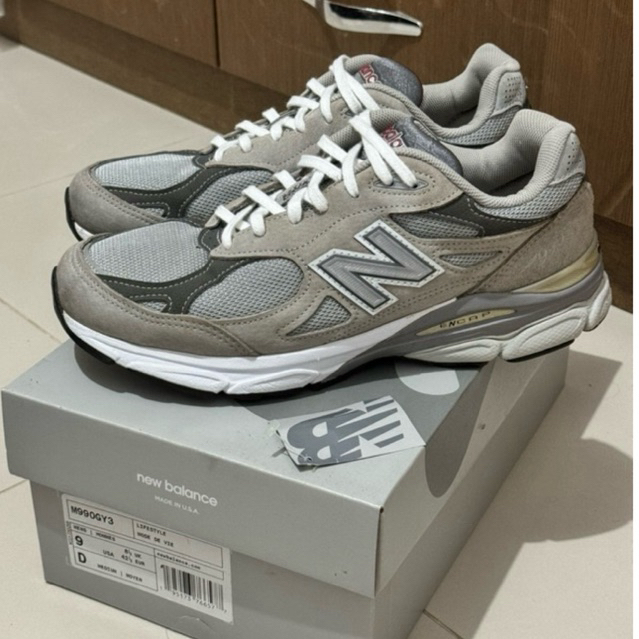 Worn New Balance 990v3 Made in USA Grey (100% Original)