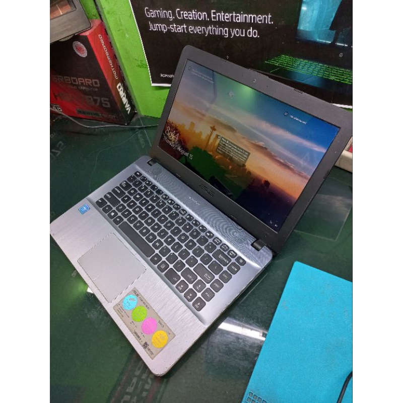 Laptop Asus X441s Bekas Berkualitas