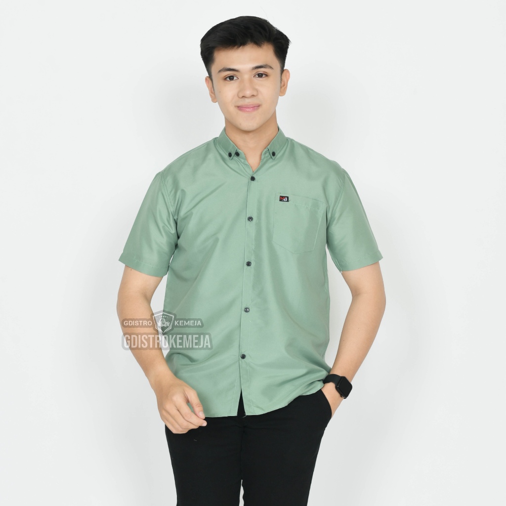 GDISTRO - Kemeja pria lengan pendek warna sage Baju Pria distro Hem cowok terbaru 2025 Kemeja kasual