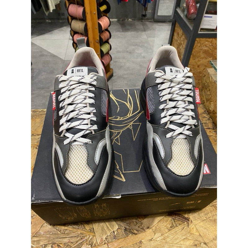Sepatu kets-sepatu fashion-Heiden Heritage limitied series Marvel Thor