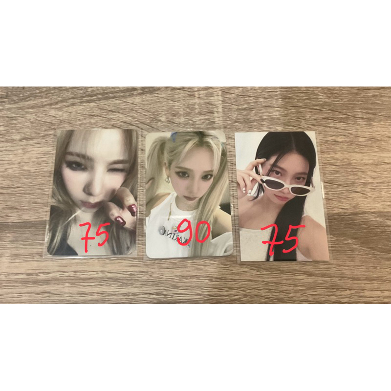 official photocards pc aespa karina spicy lesserafim kazuha