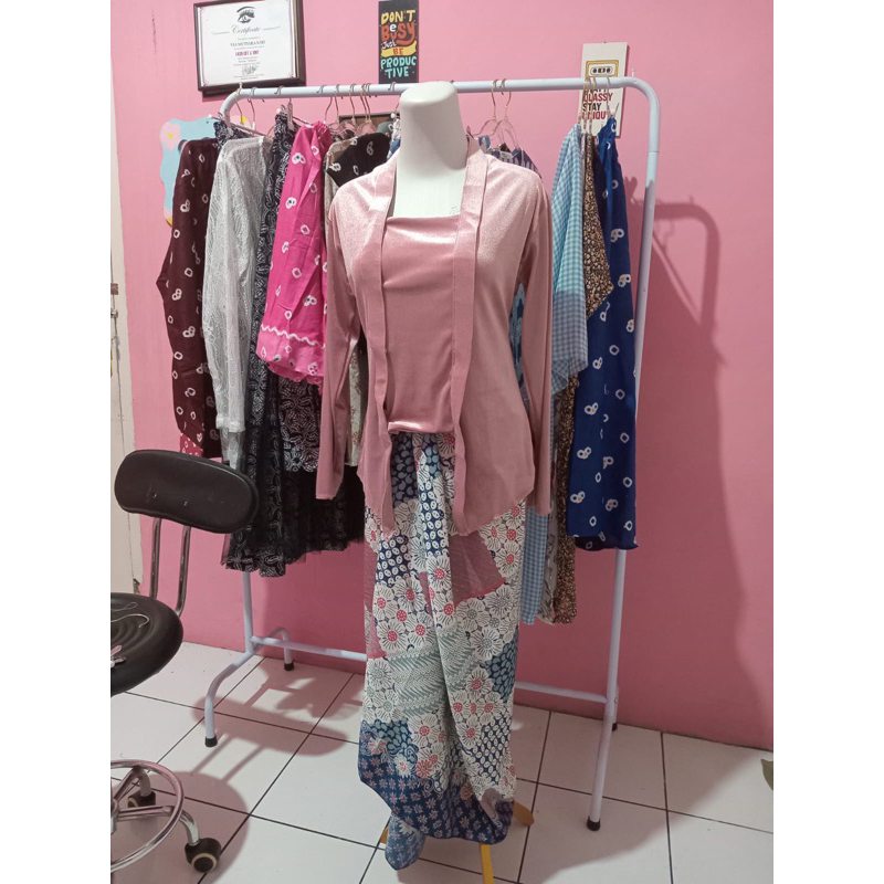 KEBAYA KUTUBARU + ROK LILIT PASTEL