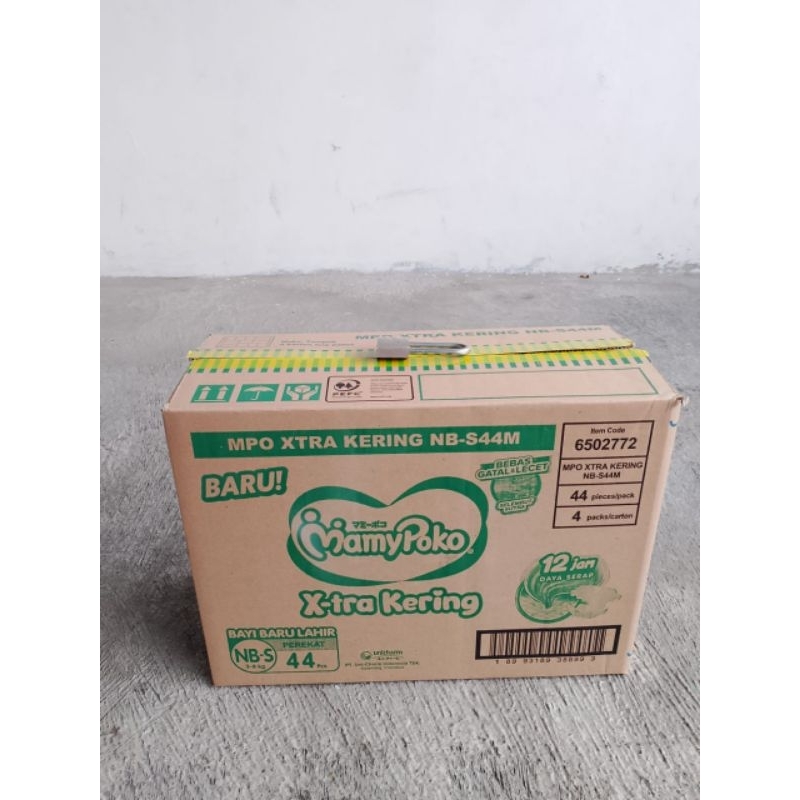 

Kardus bekas popok Mamypoko