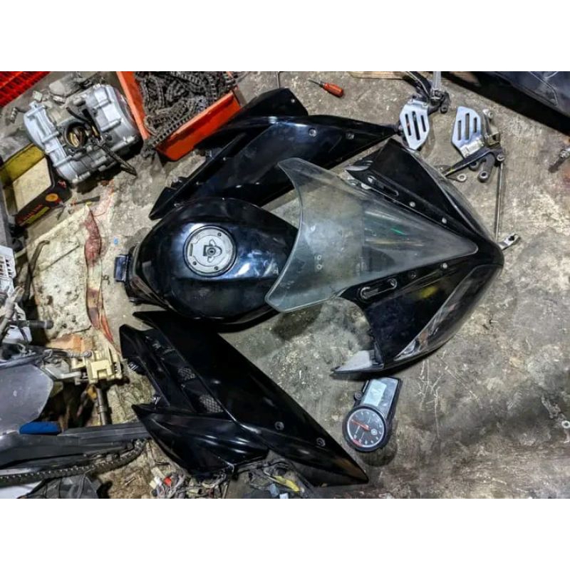 body fullset depan r15 v2 copotan