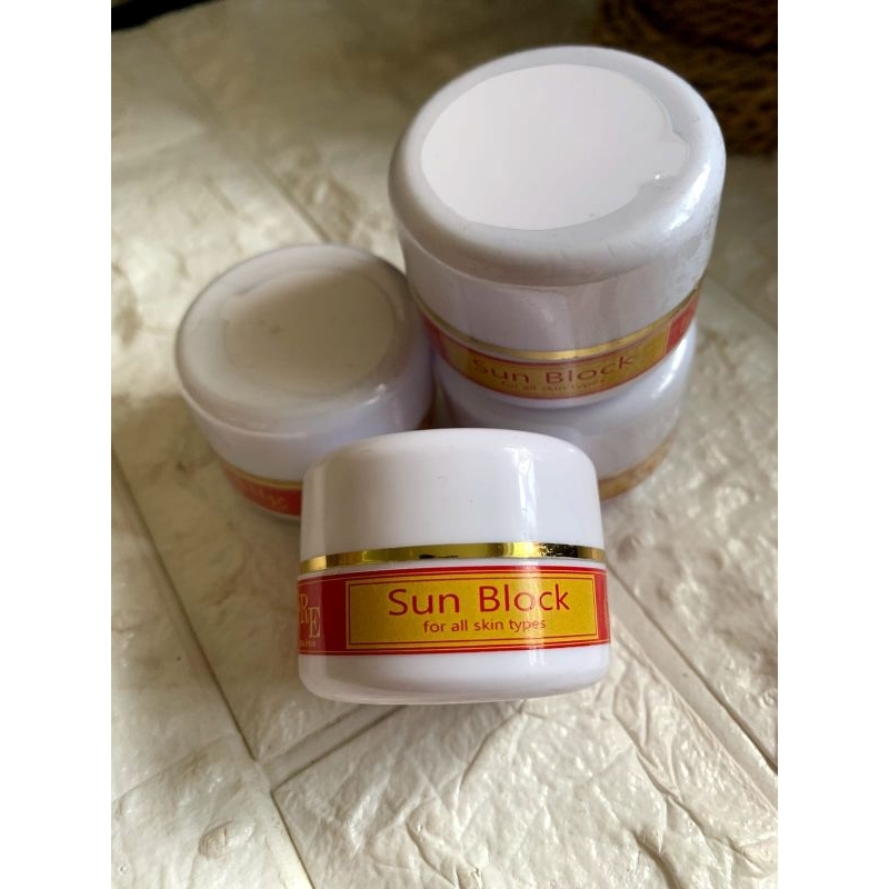 SUN BLOCK RATU ENTOK