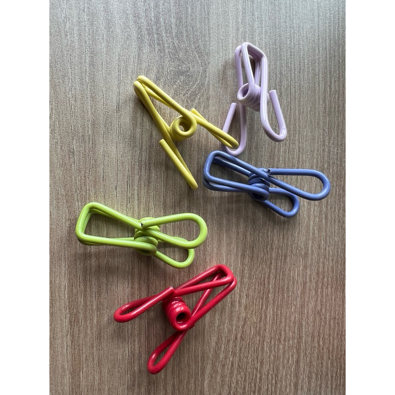 

Clip warna warni set isi 10 pcs