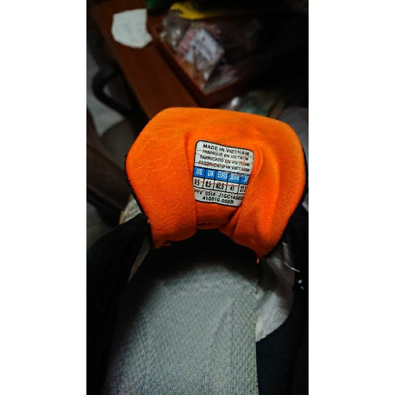 Sepatu Running Mizuno Wave Sayonara 2 Gray Orange Size 42,5 Original Second