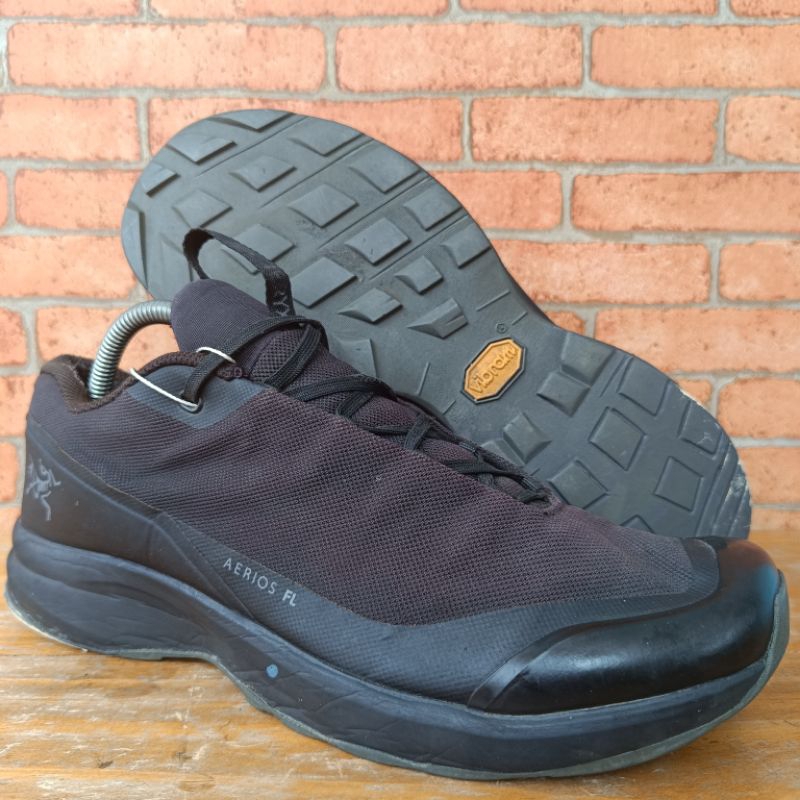 Sepatu Arcteryx AERIOS FL Size 42
