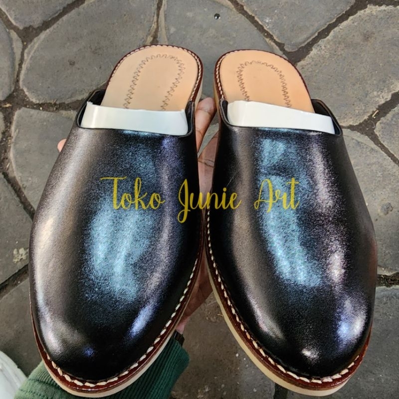 SANDAL SLOP PRIA SELOP KULIT ASLI KUALITAS PREMIUM WARNA DOP ( AKSESORIS BUSANA ADAT JAWA DAN BALI )