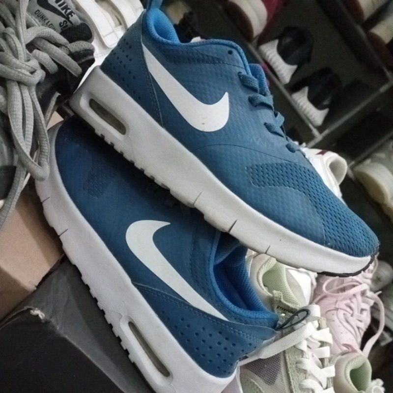 sepatu anak warna biru. airmax tavas Insole 21cm