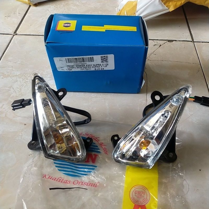 lampu sein depan Supra x 125 -2004-2006 1 set