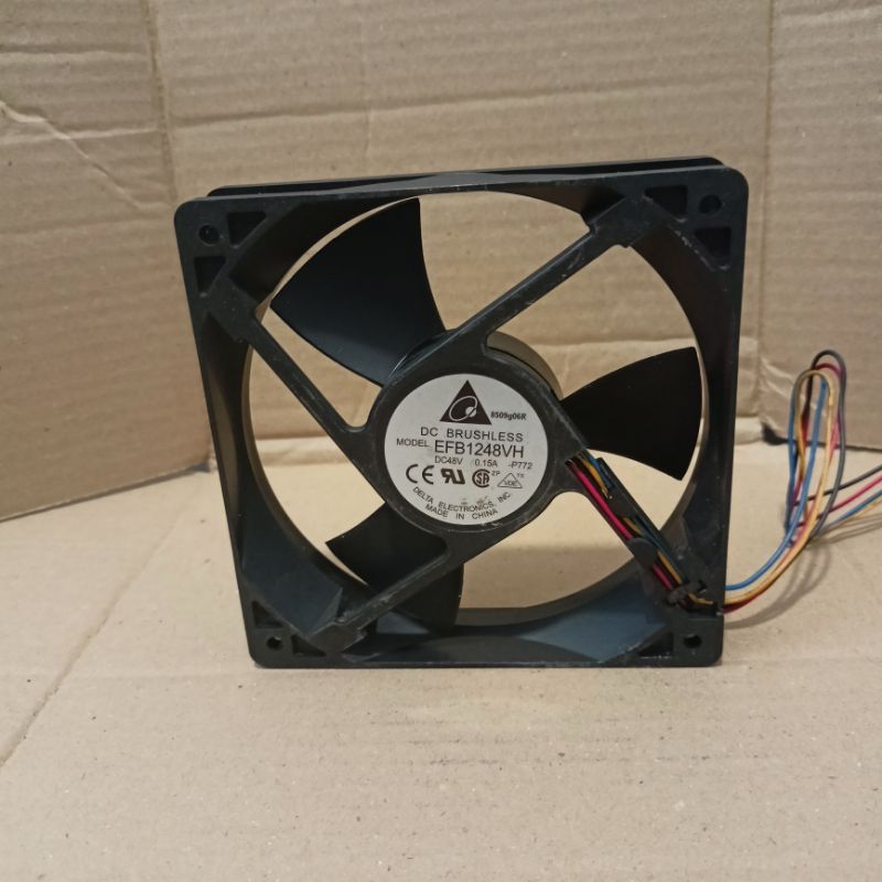 fan dc delta 48v 0.15A  uk.12cm