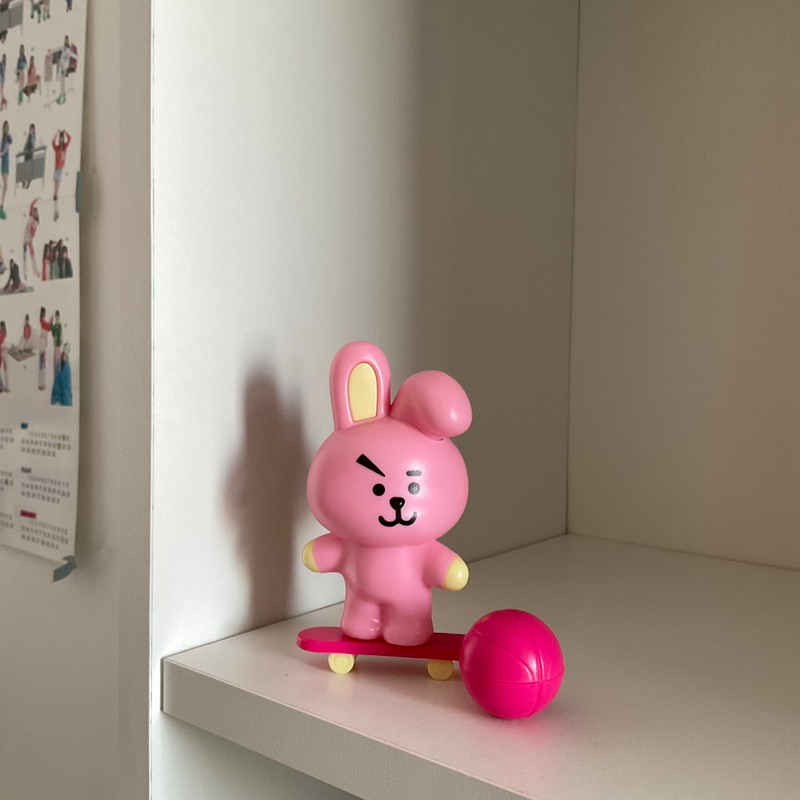 FIGURE BT21 X KFC COOKY