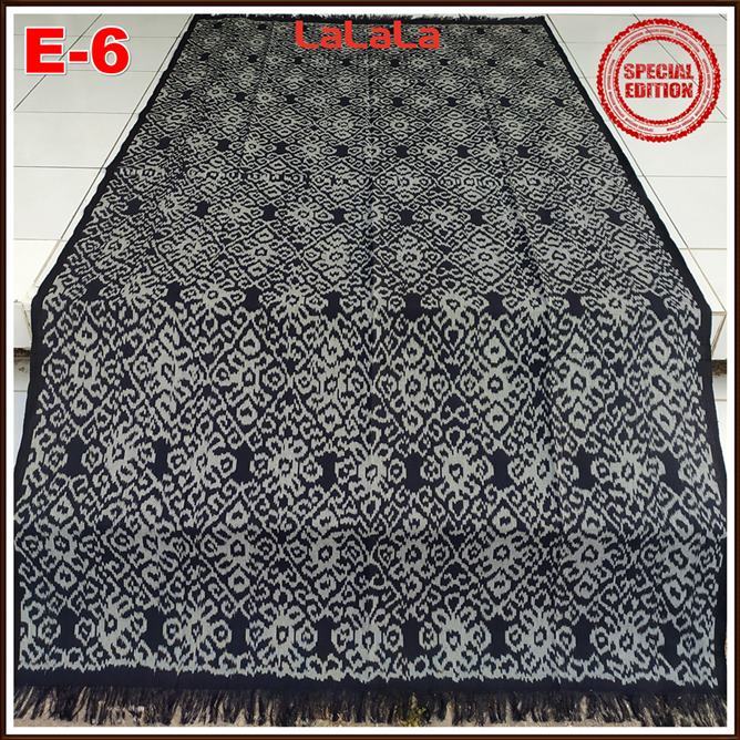 Kain Tenun Ikat Blanket Etnik Asli Motif Sumba NTT Asmat Papua Kalimantan Toraja Bali Jepara Lombok