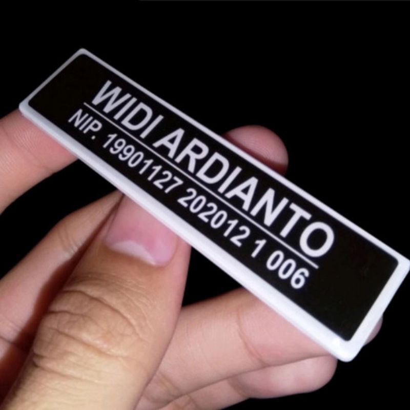 

nametag/papan nama