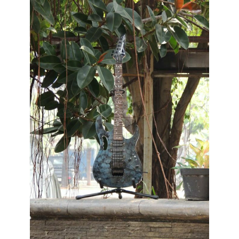 GITAR ELEKTRIK IBANEZ JEM FLOWER (BLACK)
