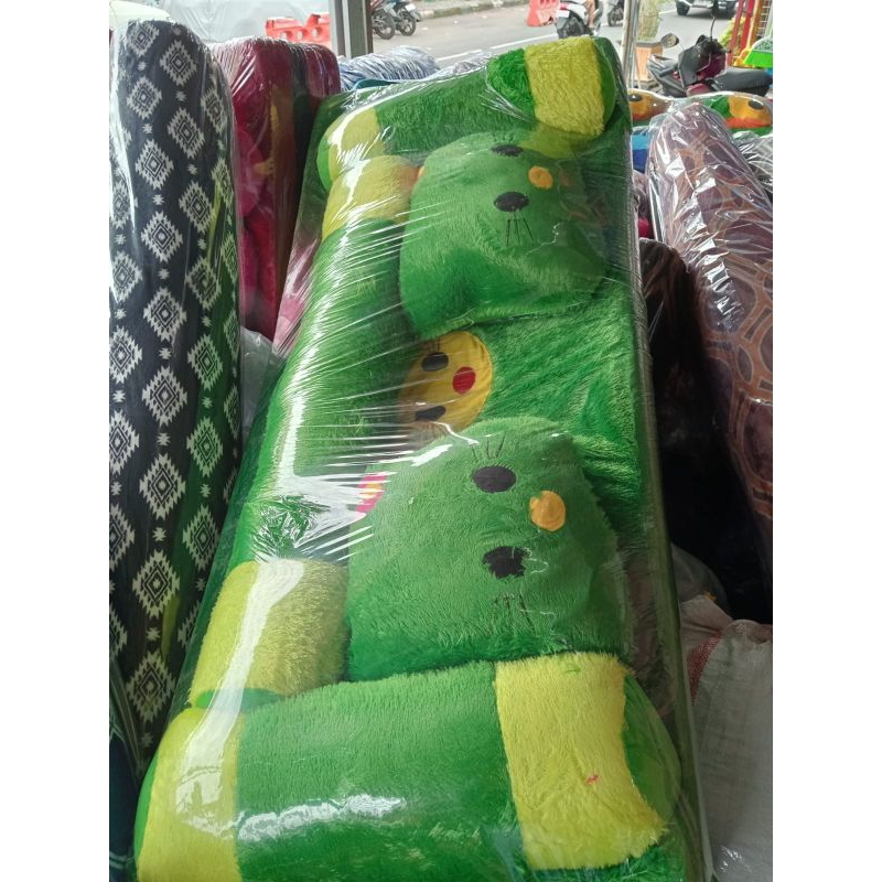 sofa bed karakter