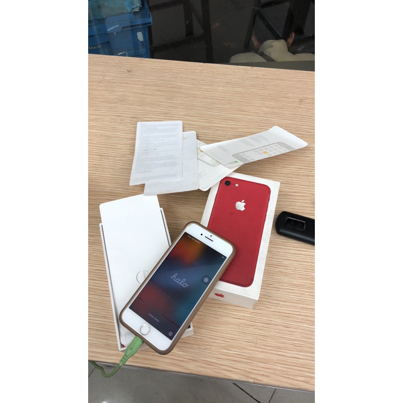 ip 7 128 minus stak logo lcd