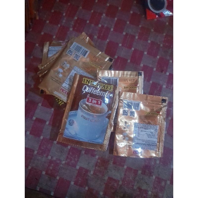 

bungkus bekas indocafe coffeemix