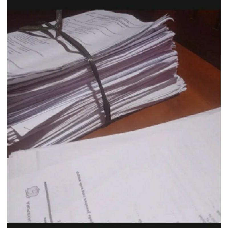 

KERTAS BEKAS PER 1 KG SATU SISI UKURAN A4 DAN F4 COCOK BUAT BUNGKUS / ALAS KANDANG / CETAK RESI