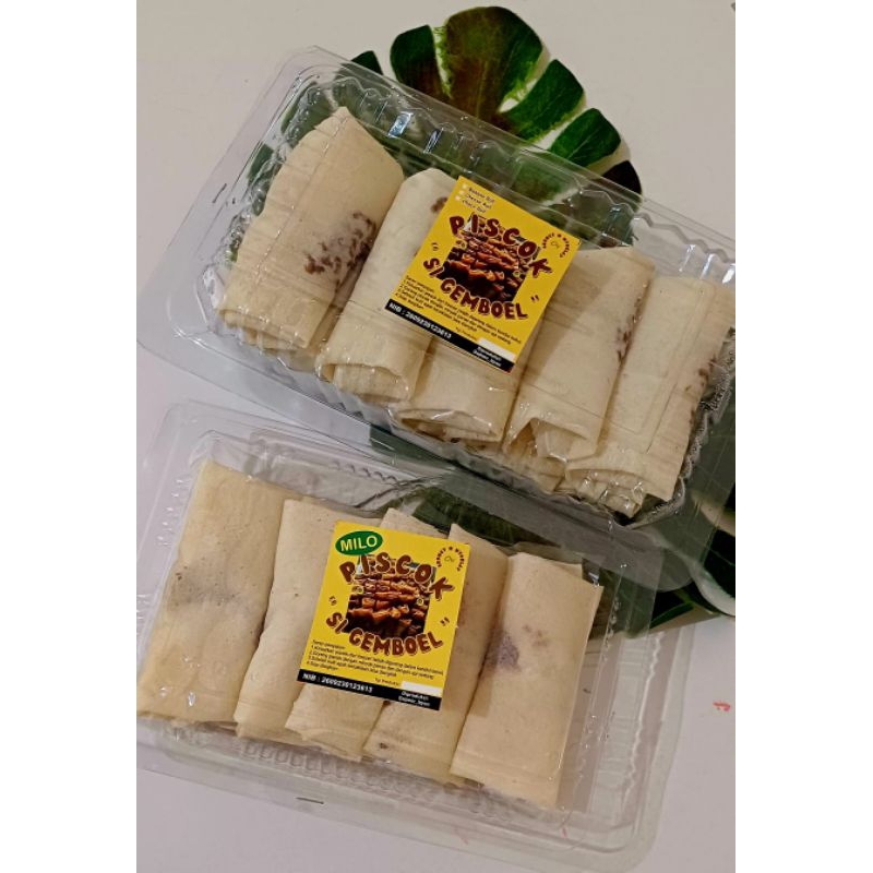 

frozen food kue piscok lumer lezat