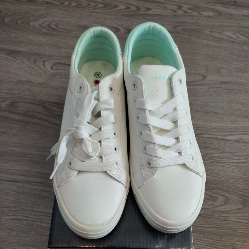 Sepatu Airwalk Taria EX DISPLAY