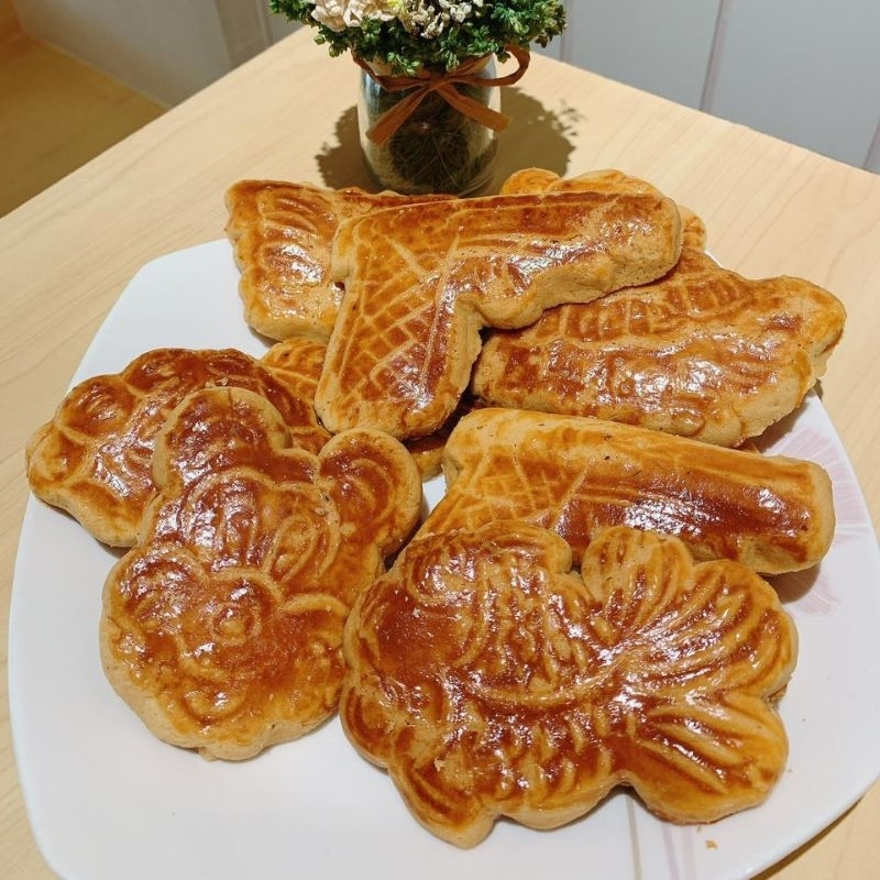 

[Dapat 10 pcs] Kue Pekong / Angkong Pia Rapuh kue pekong homemade kue angkong mooncake festival Kue basah jajanan pasar tradisional Medan. Pengiriman sameday/instant dalam kota Medan