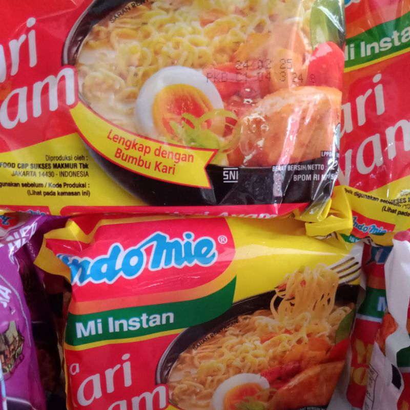 

mi rebus indomi rasa kari ayam mie 72 gr