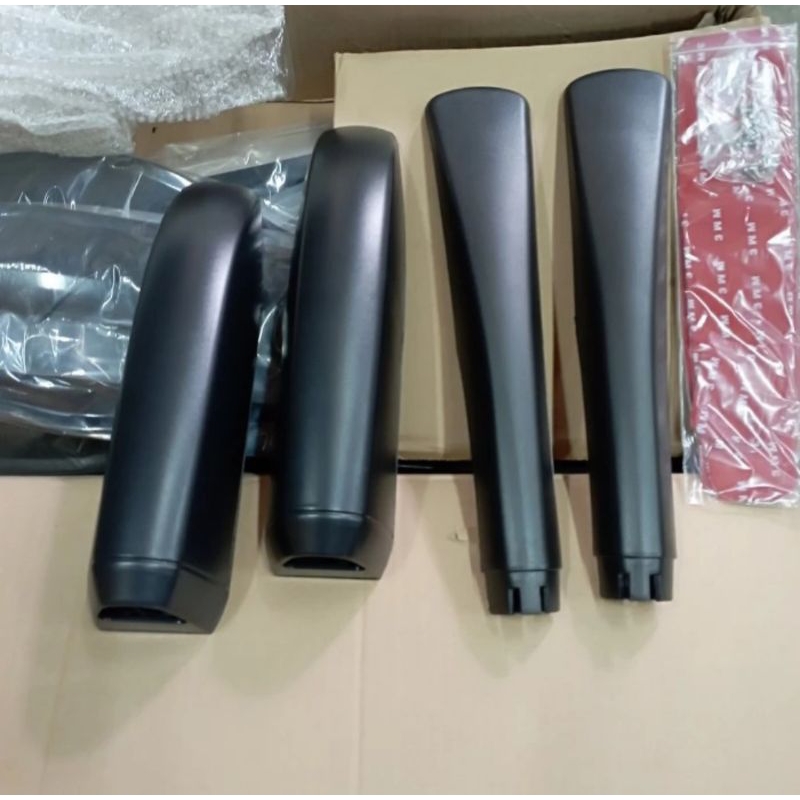 cover tutup atau dudukan roof rail livina