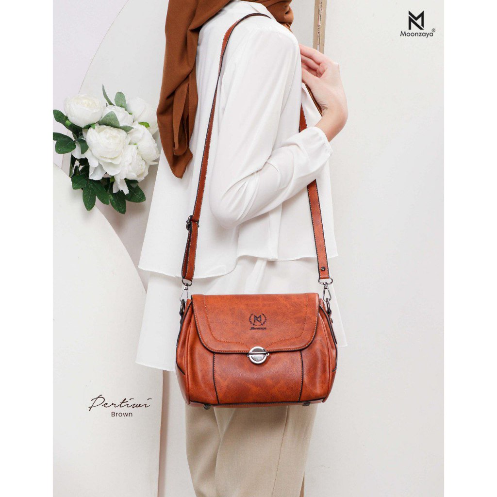 HOT DEALS MOONZAYA - TAS PERTIWI MOONZAYA TAS SELEMPANG WANITA TAS SLING BAG WANITA TAS KULIT