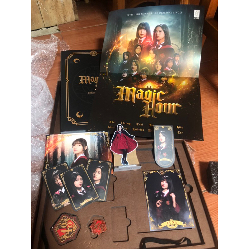 JKT48 MAGIC HOUR & MERCH OFFICIAL JKT48 LAINYA