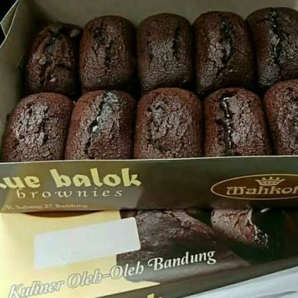 

Grab It Fast Kue Balok Brownies Mahkota Bandung Coklat GreenteaCemilan Kue Balok Coklat Lumer Oleh Oleh Bandung Kue Balok Greentea