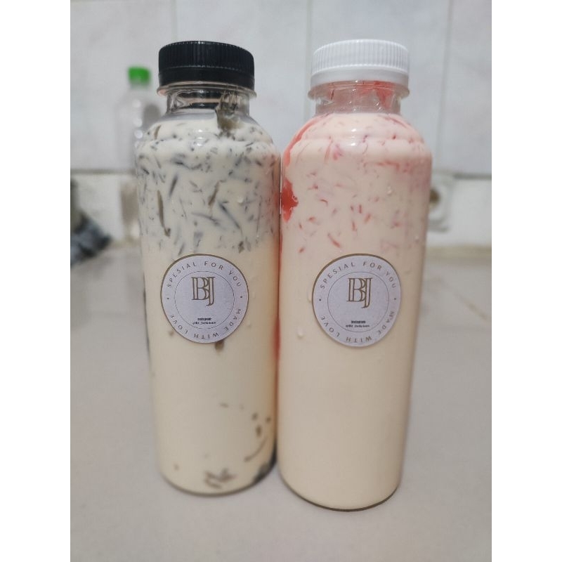 

Milk Jelly Cincau/Strawberry 250ml/Minuman susu Jelly/Minuman kekinian