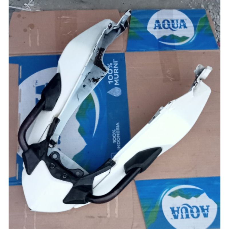 Body belakang Byson/cover belakang body set belakang Yamaha byson