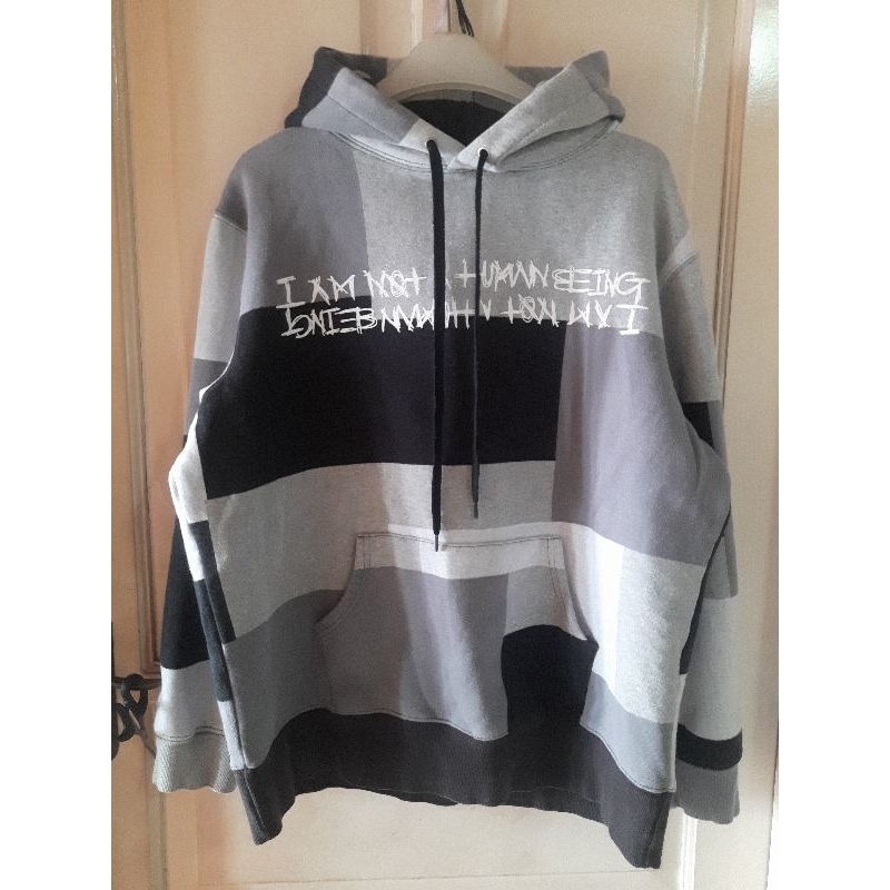 Hoodie IM NOT HUMAN BEING