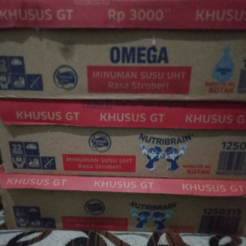

FRISIAN FLAG/Rasa Stroberi 115 ml (Nutribrain/omega 3&6/1 karton isi 36pcs)