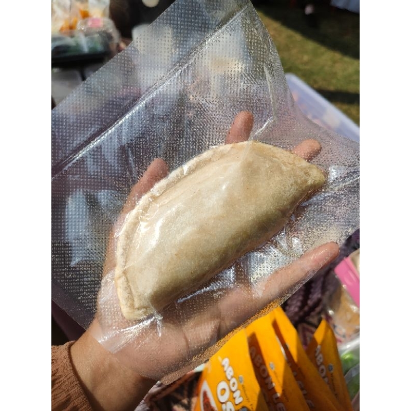 

CIRENG ISI by CHEW ME