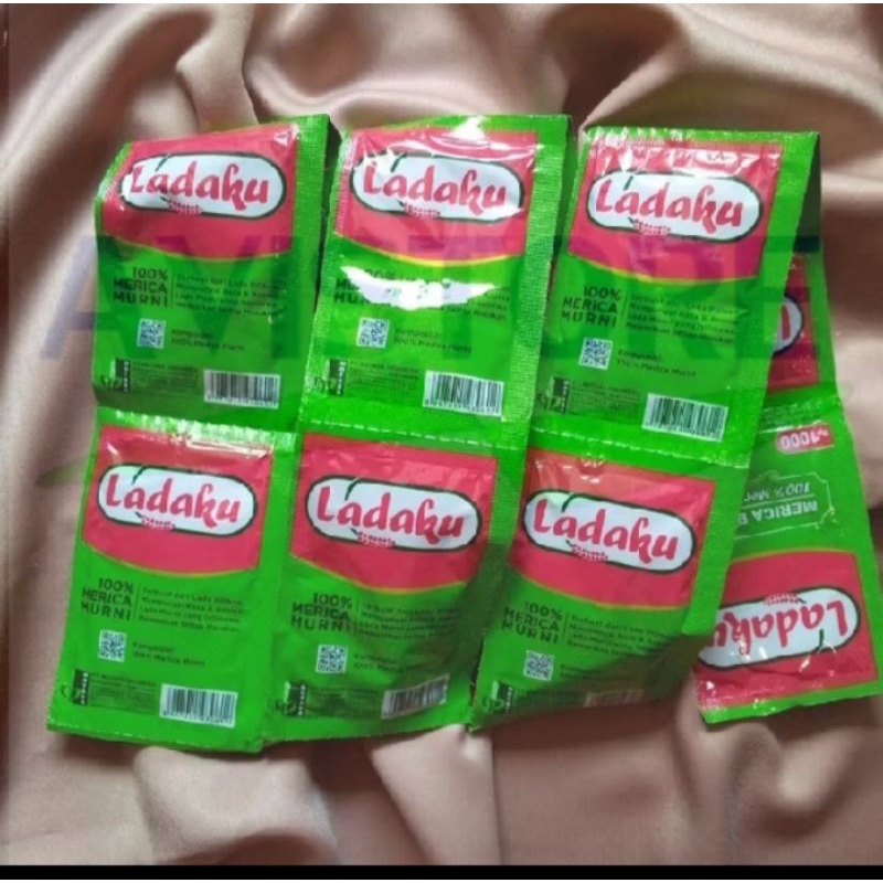 

lada ladaku merica bubuk serenceng 12pc