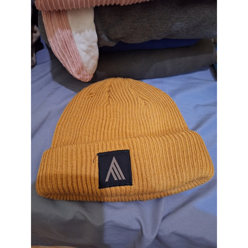 preloved kupluk / beanie rajut