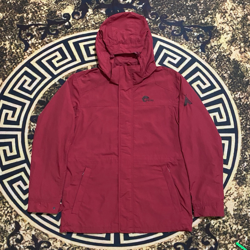 Jaket Outdoor Nepa GorpCore Maroon Second Thrift