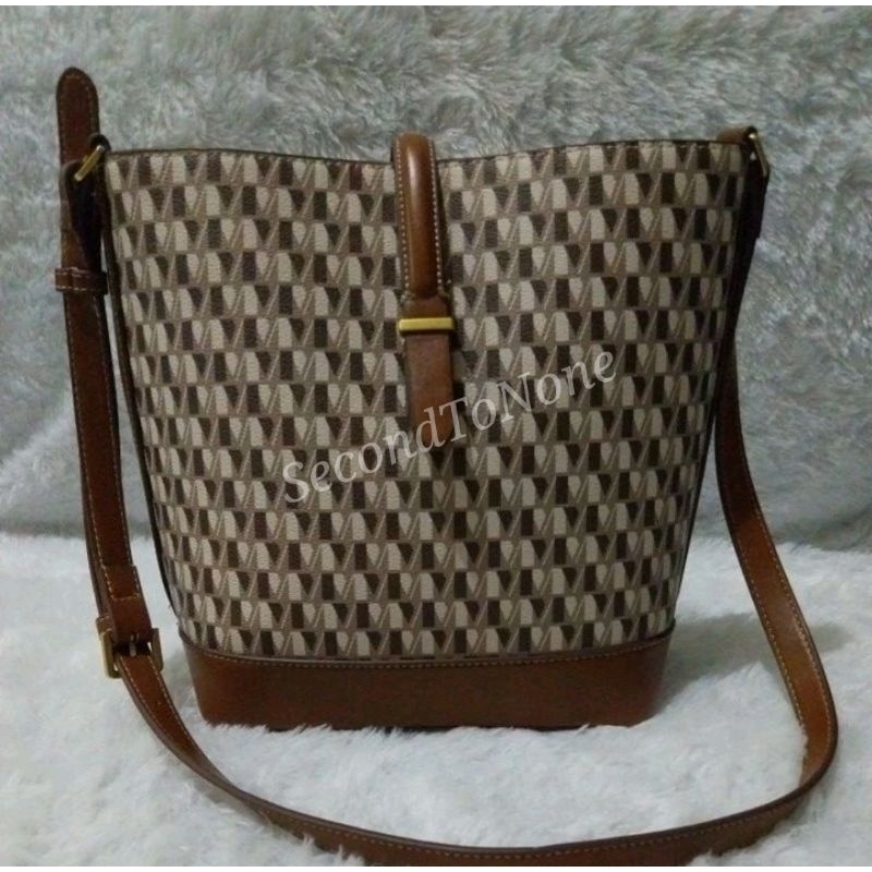 Tas Bag Preloved Original Mango Sling Bucket warna Coklat