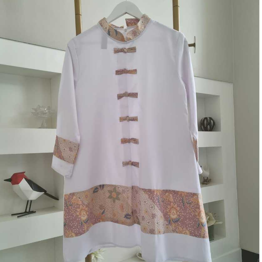 BLUS WANITA MODEL TERBARU BLUS MODEL KEKINIAN BLUS TERLARIS KEMEJA WANITA TERLARIS  ED NEES BY KAYLA