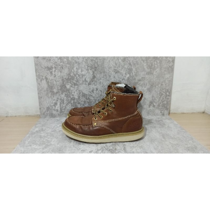 caterpillar boots moctoe high