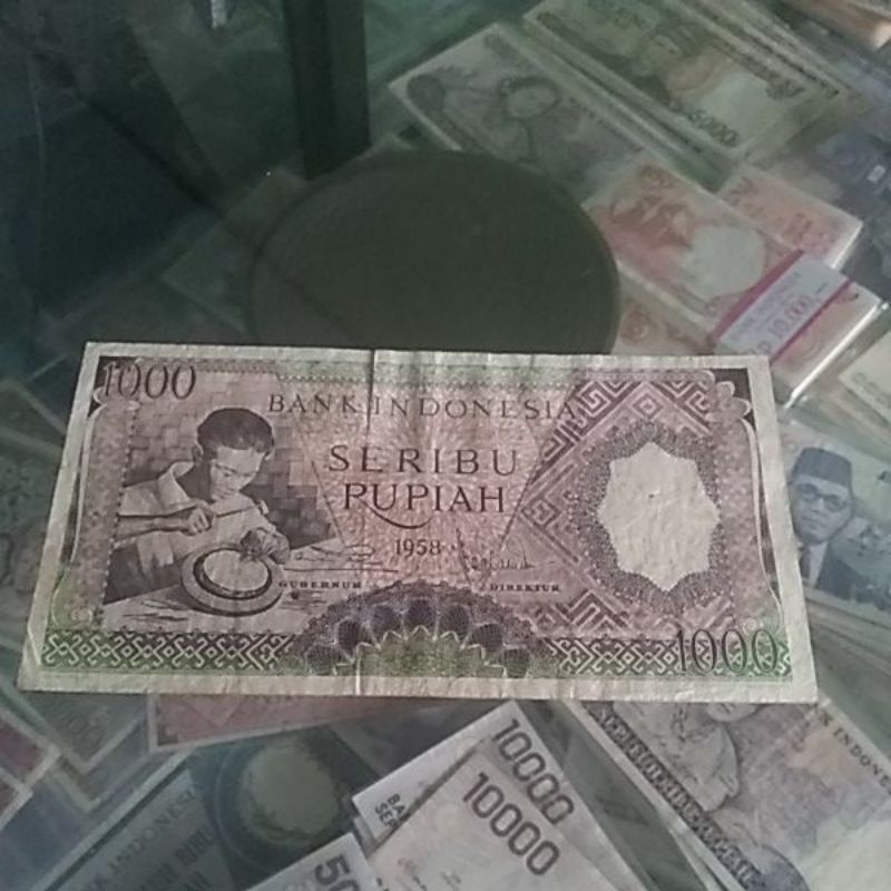Uang kuno 1000 seri pekerja 1958