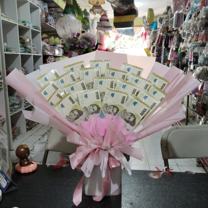 Bucket Uang 20 lembar pecahan 1.000