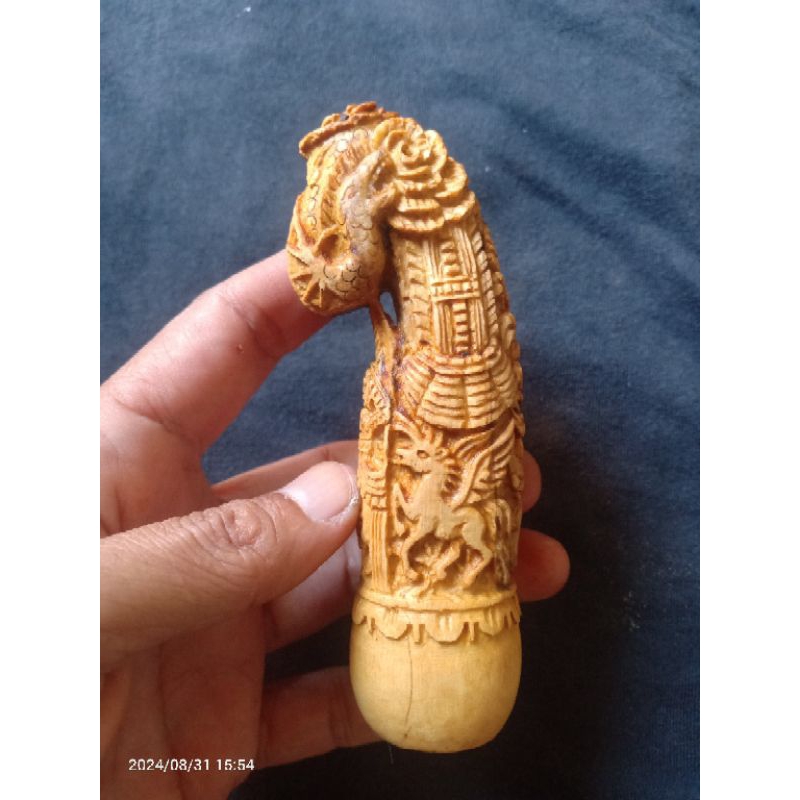 Deder keris ukir kojukmerenges kayu kemuning