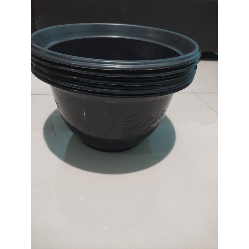 POT HITAM PLASTIK DIAMETER 30CM