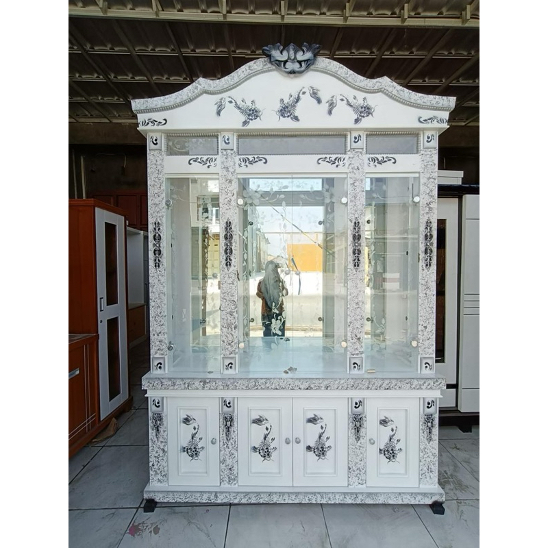 LEMARI CRYSTAL HIAS DAN TV / LEMARI KRISTAL HIAS / LEMARI HIAS