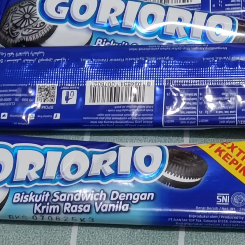 

Biskuit Goriorio Pak Isi 10 Sachet 24 gr Siantar Top Biskuit sandwich Ukuran Besar